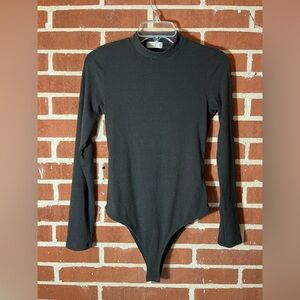 Altar'd State Black Ribbed Long Sleeve Bodysuit. Medium